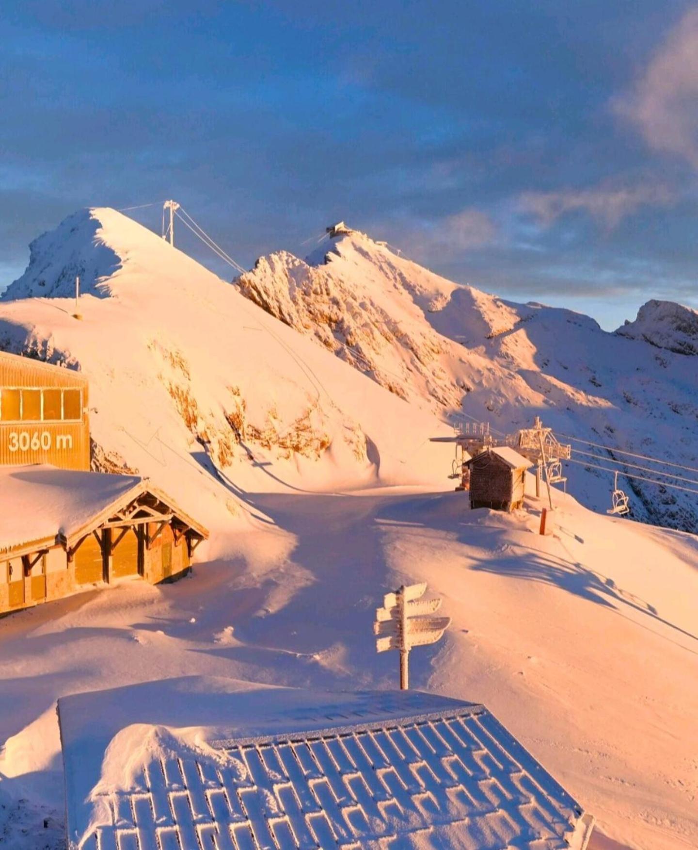 Auris Les Gentianes Station Alpe Huez Apartment Exterior photo